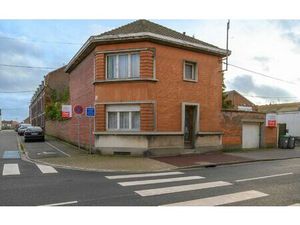 Maison Comines m² T-5 à vendre  185 000 €