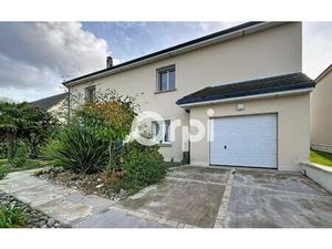 Maison Saint-Pantaléon-de-Larche 152 m² T-7 à vendre  363 700 €