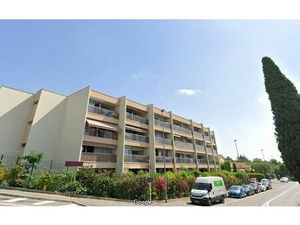 Location appartement  72.12 m² T-2 à Antibes  1 450 €