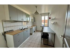 Location appartement  56.36 m² T-3 à Épernay  650 €