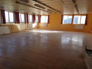 Location immeuble 362 m² à Saint-Just-d'Avray (69870)