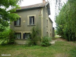 Maison 1 pièce 100 m²