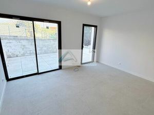 Appartement 1 pièce 67 m²