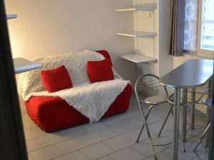 STUDIO MEUBLÉ / Clé en main