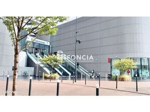 Local commercial 134 m²