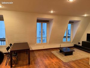 Location meublée 48 m2 dernier étage  Paris 12e