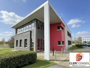 Bureau de prestige de 146 m2 en location - Isneauville  France