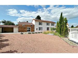 Maison Riorges m² T-4 à vendre  209 000 €