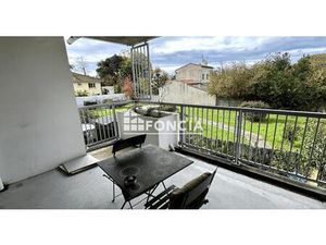 Bruges Centre - T3 avec balcon et stationnement