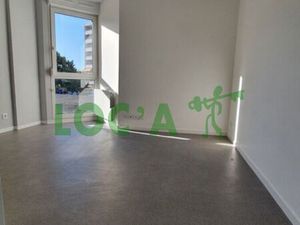 Location appartement 1 pièce 18 m² à Dijon (21000)