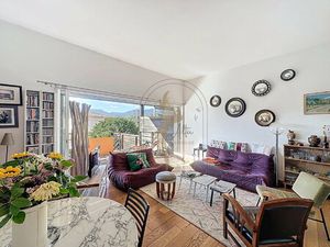 T5 au centre ville avec piscine privative