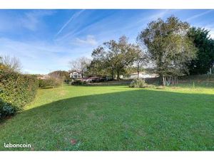 Terrain 1 085 m² Saint Pee Sur Nivelle