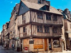 Appartement historique hyper centre Dinan