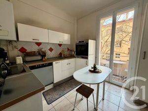 Appartement F5 à vendre - 4 pièces - 96 61 m2 - Toulon - 83 - PROVENCE-ALPES-COTE-D-AZUR