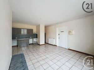Appartement à louer - 4 pièces - 71 72 m2 - Sens - 89 - BOURGOGNE