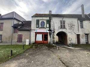 Vente maison 3 pièces 92 m² Leugny (86220)