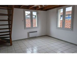 Location appartement  m² T-2 à Bayonne  477 €