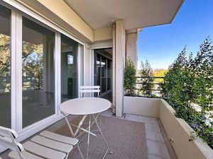 3 Pièces -Cours du 11 Novembre-Parking