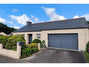 Location - Maison 6 pièces 102 m2 VANNES