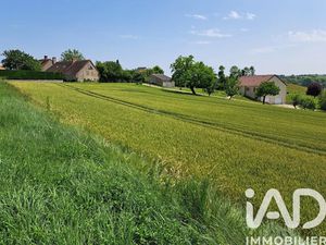 Vente terrain 3140 m² à Besson (03210)  16 000 €