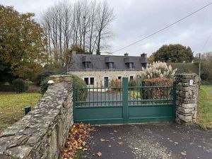 Vente Maison à Plouguenast-Langast (22150) : à vendre / 151m² Plouguenast-Langast