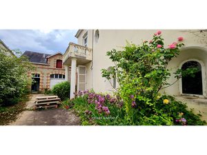 Maison Hyper centre saint Calais