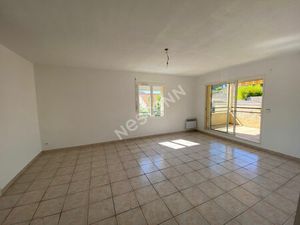 À louer : Appartement 3 pièces à Allauch  secteur Logis-Neuf