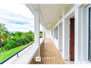 BAS DE ST FRANCOIS PROVIDENCE- T3- PLAIN PIED-CAVE-PARKING