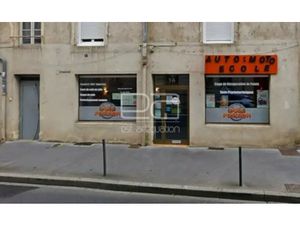 LOCAL COMMERCIAL A VENDRE