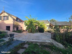 Maison familiale 223 m3 - 8 pièces - Jouy