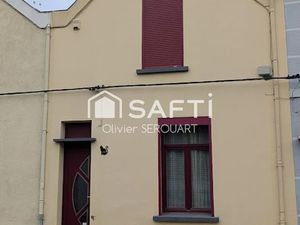 Vente maison 4 pièces 91 m² à Saint-Quentin (02100)  61 000 €