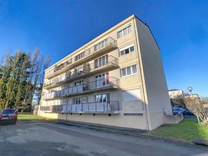 ANGERS CHU : Type 2 dernier étage  balcon et cave