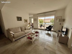 T2 d’exception de 51 m²  à 300 m du port et des plages