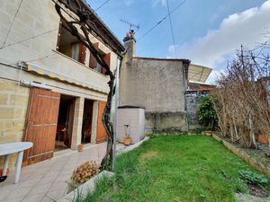MAISON EN PIERRE AVEC JARDIN à BORDEAUX vers BARRIERE ARES