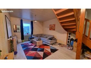 Logement dans Maison de ville (dispo 1er janvier)