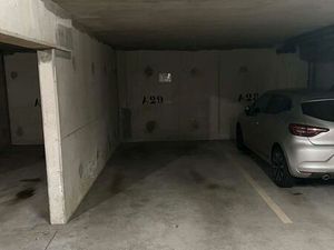 Place de parking sous sol