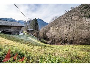 Vente terrain 642 m² à Saint-Jean-d'Aulps (74430)  99 000 €