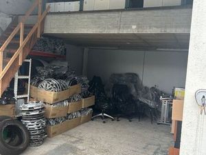 LA GARDE Pouverel  Hangar de 28 m² + mezzanine 20 m²