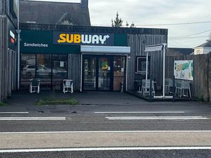 Vente locaux professionnels 80 m² à Saint-Herblain (44800)  148 000 €