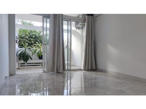 A LOUER - APPARTEMENT F4 DE 95.78 M2 - SAINT-DENIS - 1596 EUR