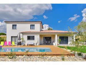 Vente terrain 500 m² à Montpellier (34000)  380 000 €