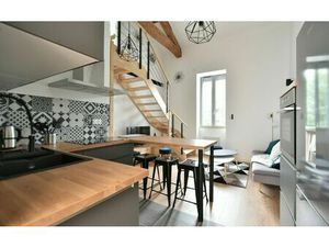 Location appartement  40.05 m² T-3 à Oullins  939 €