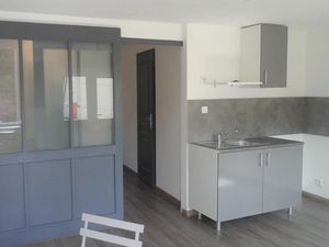 Vente immeuble 165 m² à Le Creusot (71200)  269 000 €