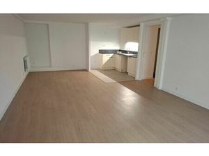 Location appartement  89.54 m² T-4 à Compiègne  1 250 €