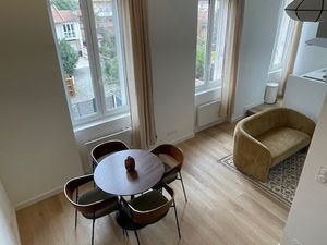 Charmant T2 rénové St Cyprien avec garage