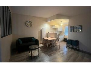 Location appartement  m² T-1 à Palaiseau  739 €