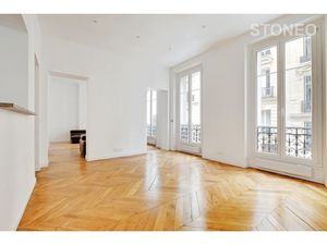 Appartement 5 pièces 129 m² – 1er étage – Rue de Miromesnil – Paris 8ème