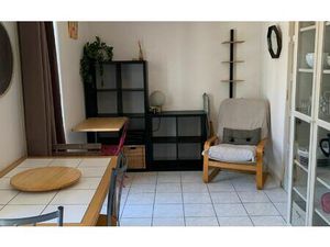 Location appartement  m² T-1 à Sète  447 €
