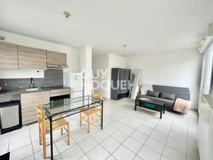 Studio à louer meublé- 29 86 m² - Bondoufle