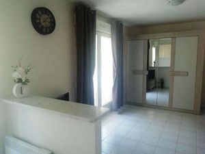 A LOUER STUDIO MEUBLE NICE- MADELEINE